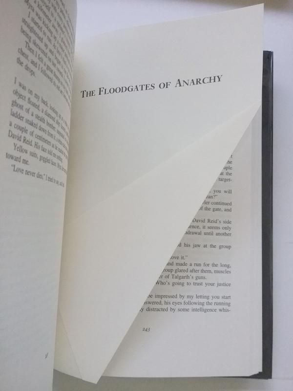 The Stone Canal by Ken MacLeod (First US edition)
